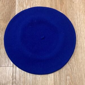 Vibrant Blue Beret